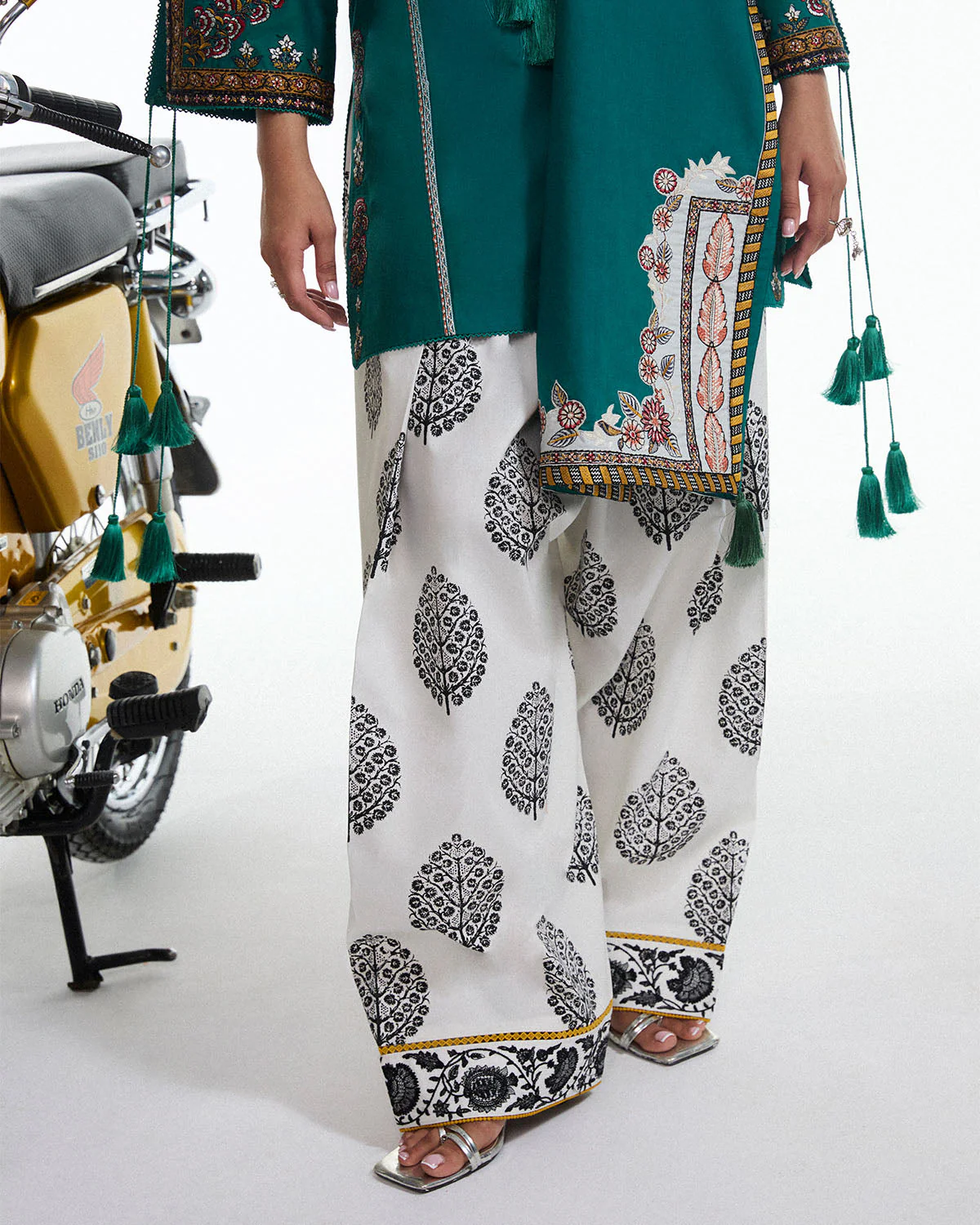 Thalia - Mix & Match - Image 4